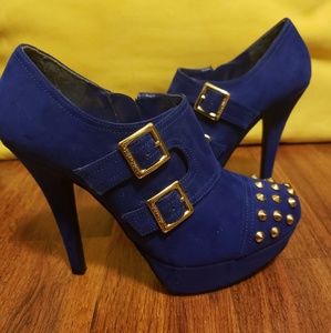 Guess heels
